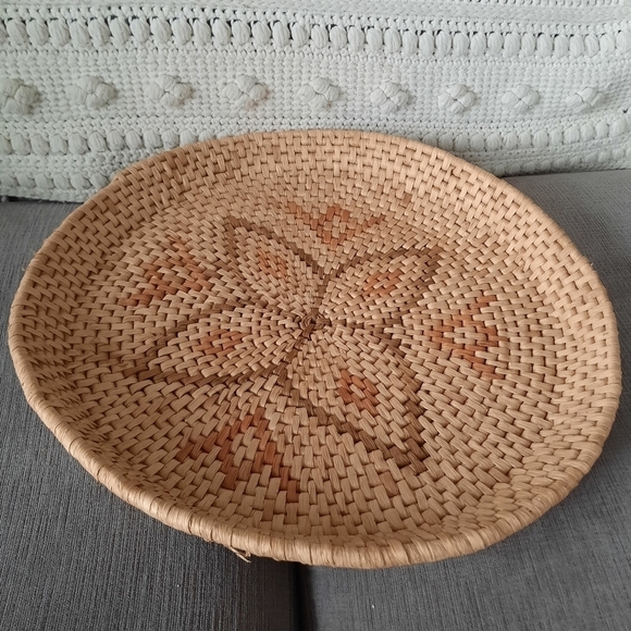 Seagrass woven round tray or wall hanging - Picture 5 of 8